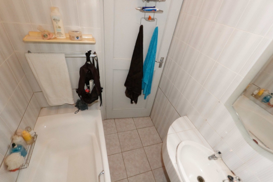 5 Bedroom Property for Sale in Wilkoppies North West